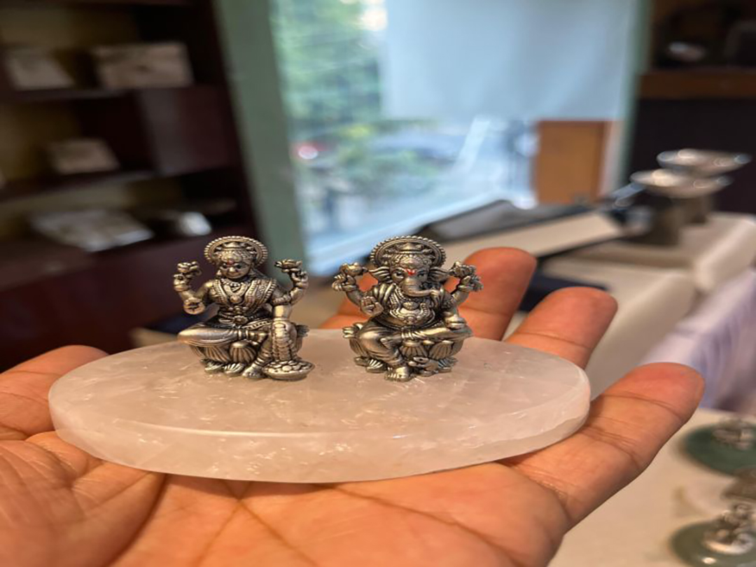 Laxmi Ganesh ji Silver 925 with Rose Quartz Base